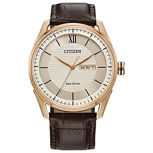 Reloj Clásico Eco-Drive Citizen para Hombre, 3 Manecillas, Correa de Piel Marrón